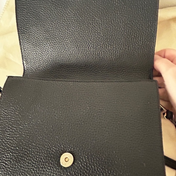 Have you met MetroCity??? This Black Crossbody Bag. Pebble Leather from Italy? - Picture 6 of 9